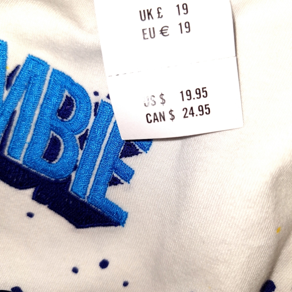 2 boys size 5/6 Abercrombie shirts - Picture 6 of 7